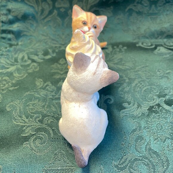 Like New Lenox Sundae Social Cat Statue - Picture 5 of 11
